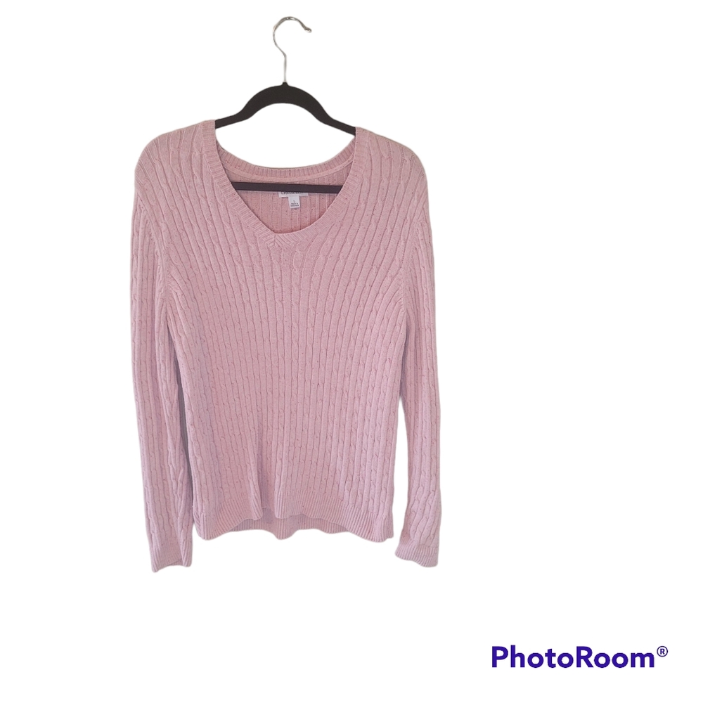 Croft and Barrow v neck pink sweater. Size Large.